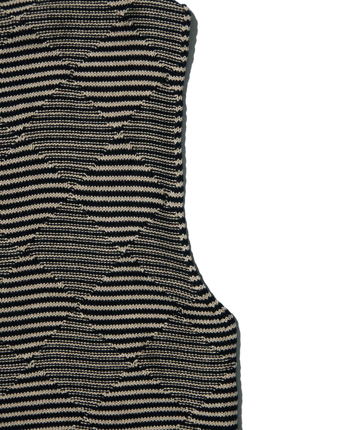 비슬로우(BESLOW) CHECKER BOARD KNIT VEST BLACK BEIGE