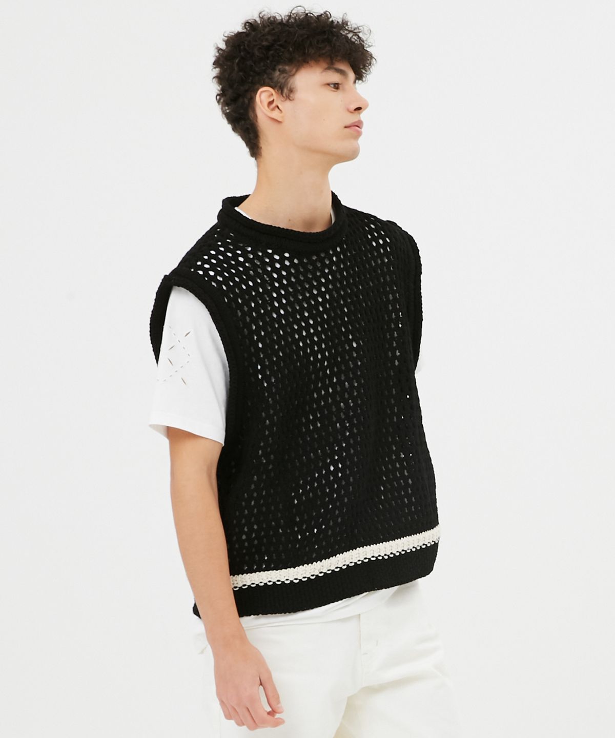 문선(MOONSUN) UNISEX Honeycomb knit Vest [Black]