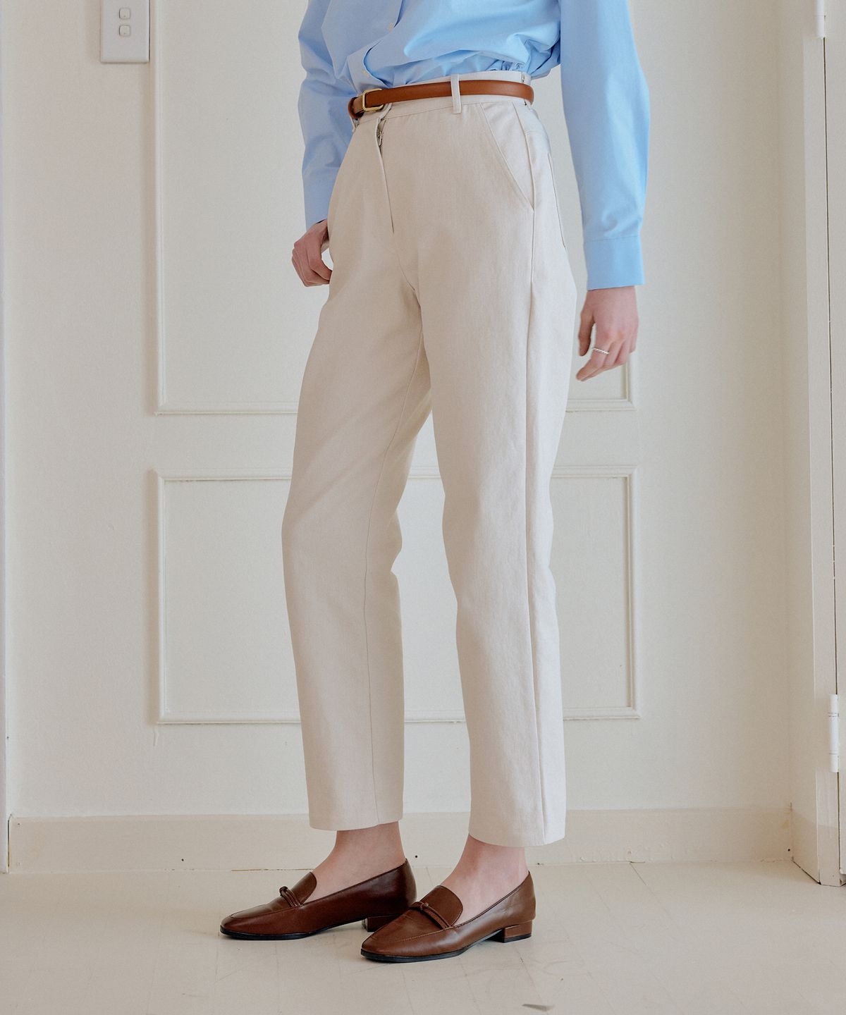 엽페(YUPPE) COTTON CROP PANTS_IVORY