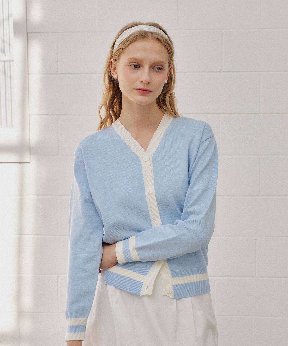 엽페(YUPPE) COLOR CARDIGAN_LIGHT BLUE