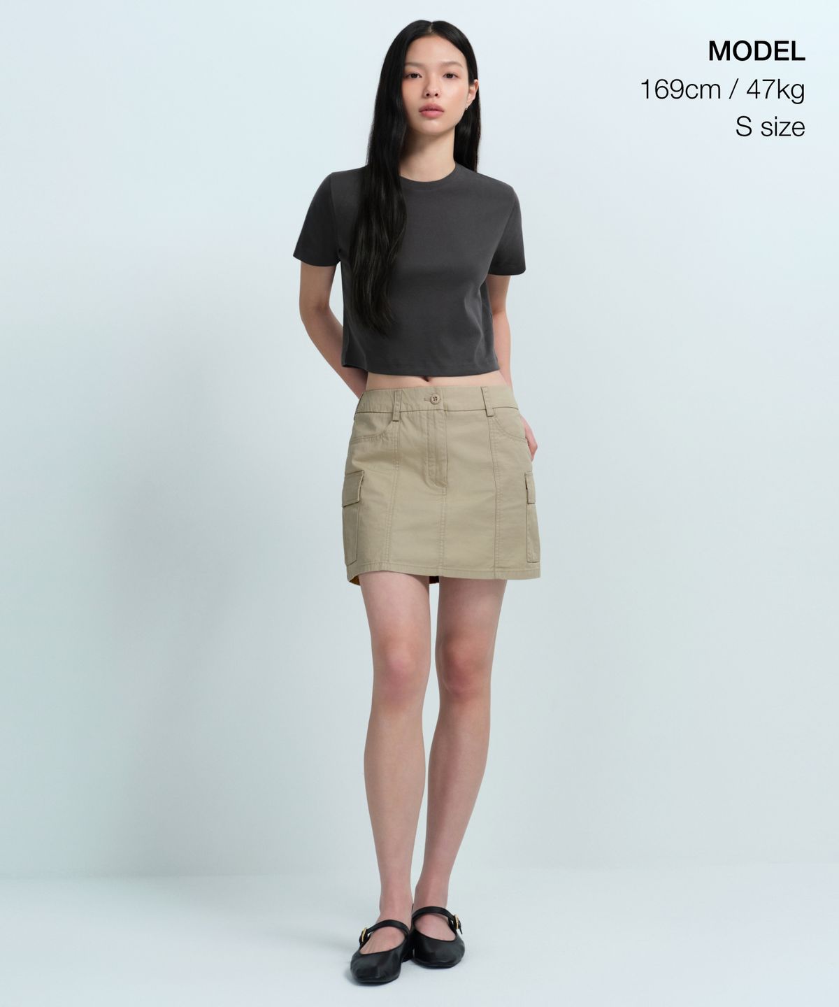 무신사 스탠다드 우먼(MUSINSA STANDARD WOMAN) 우먼즈 크루 넥 크롭 티셔츠 [다크 그레이]