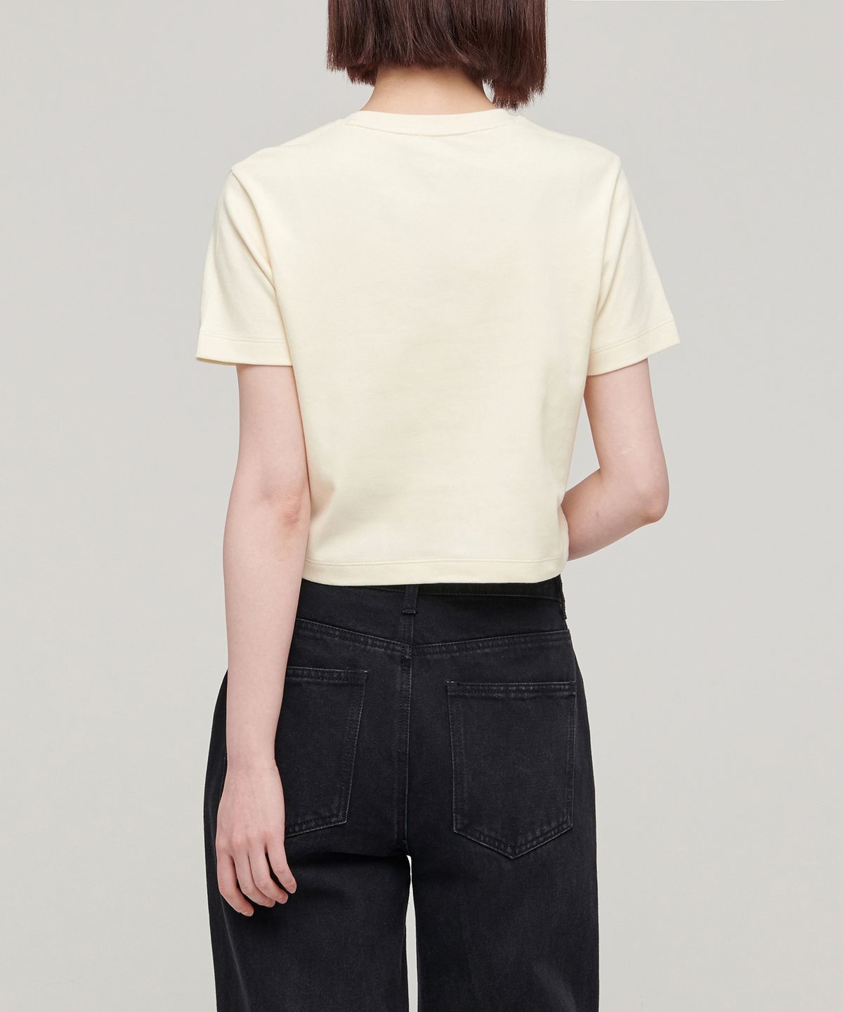 무신사 스탠다드 우먼(MUSINSA STANDARD WOMAN) 우먼즈 크루 넥 크롭 티셔츠 [에그렛]