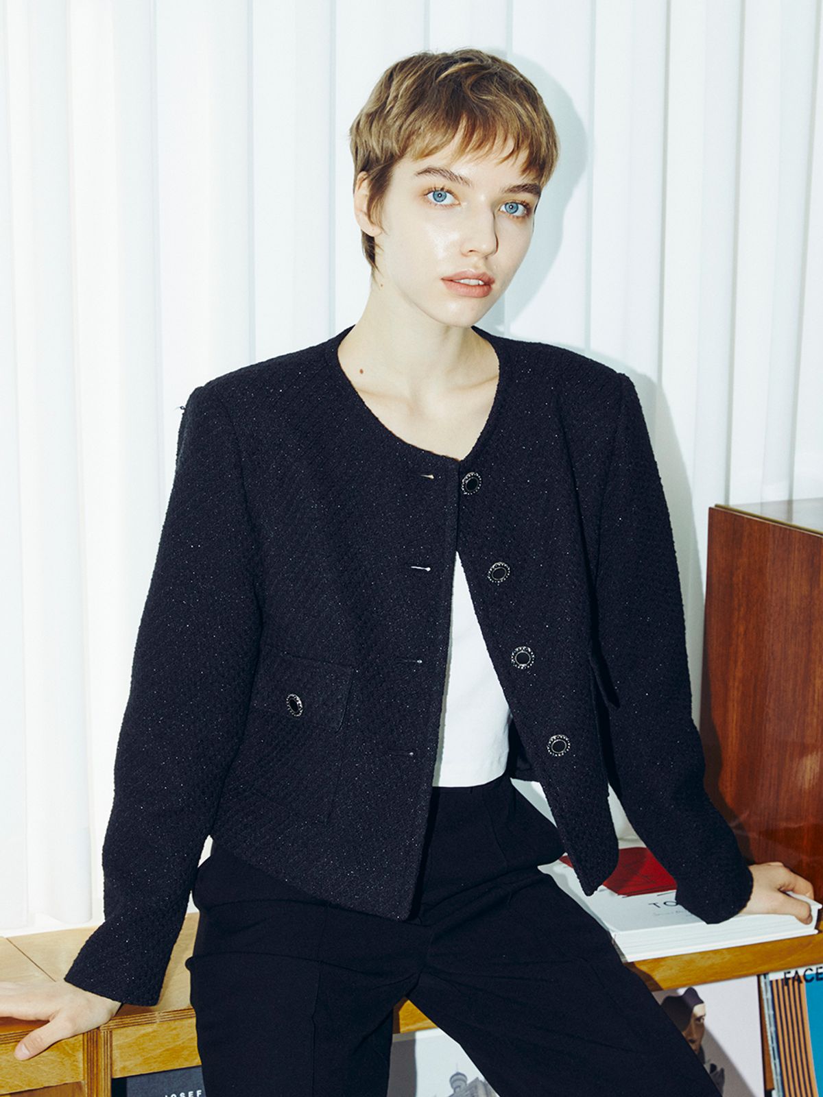 누브(NOUVE) Tweed Crop Jacket - Black