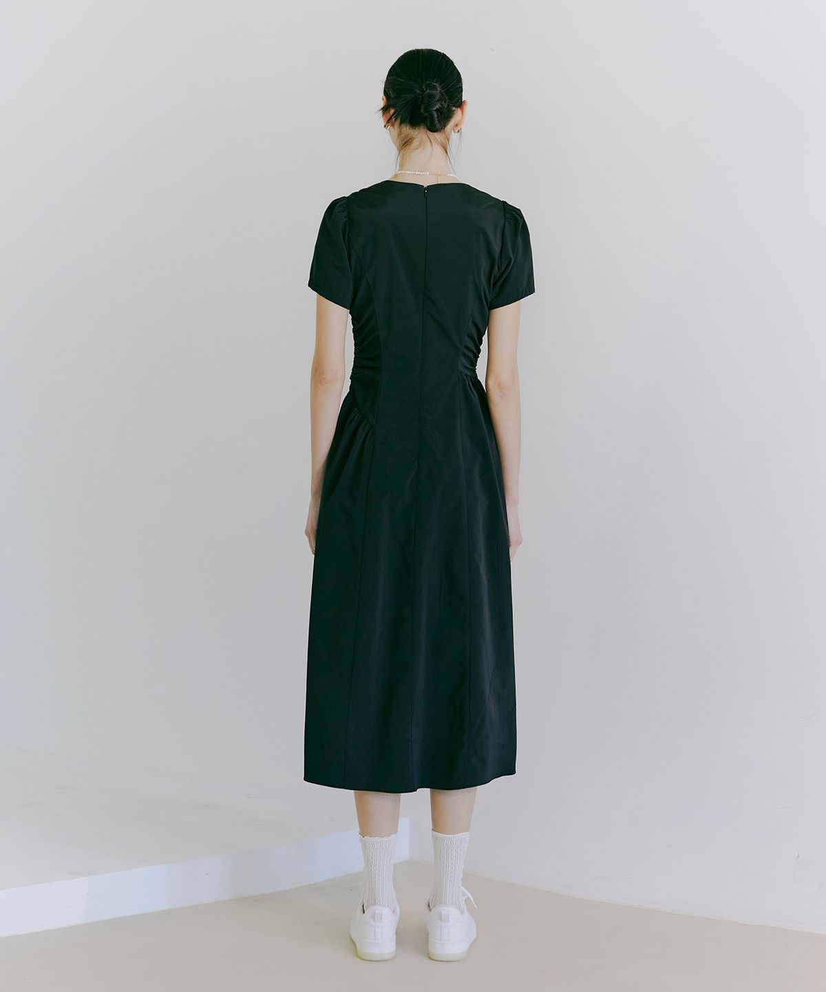 에트몽(ETMON) Side Shirring Dress  Black