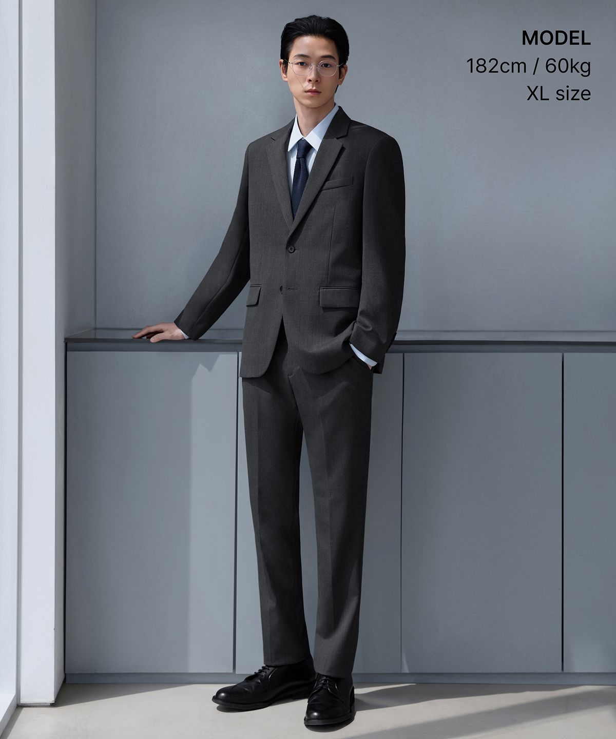 무신사 스탠다드(MUSINSA STANDARD) 울 블렌드 릴렉스드 베이식 블레이저 [미디엄 그레이]