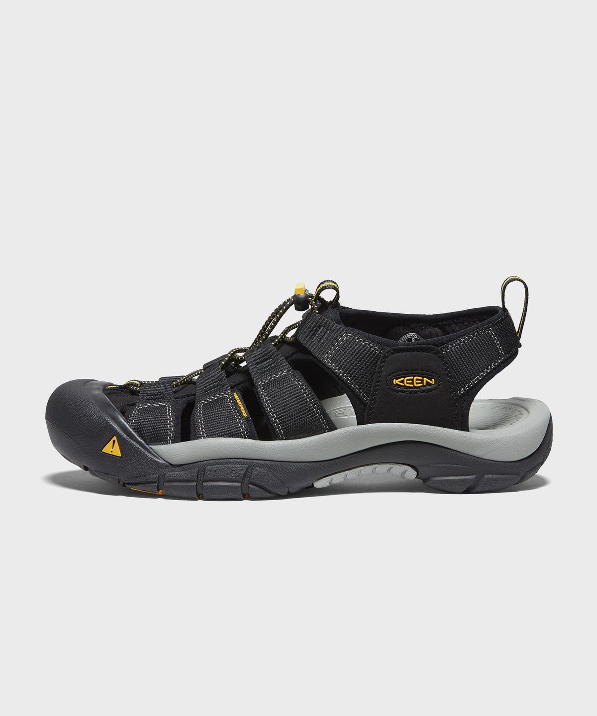 킨(KEEN) 뉴포트 H2 샌들 Black