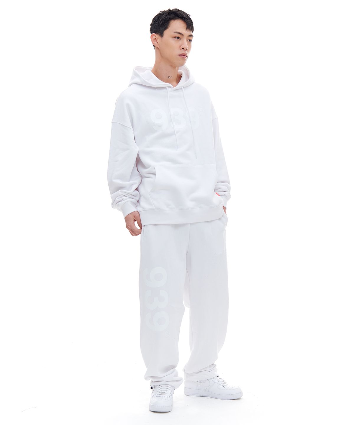 아카이브 볼드(ARCHIVE BOLD) 939 LOGO HOOD (WHITE)