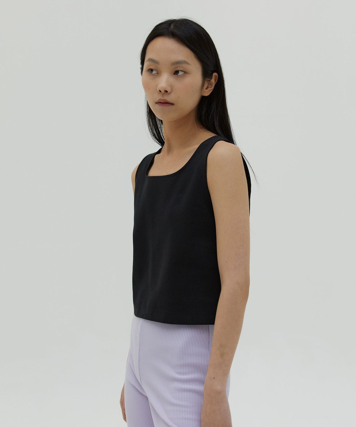 38컴온커먼(38COMEONCOMMON) FLAT SQUARE SLEEVELESS (BLACK)