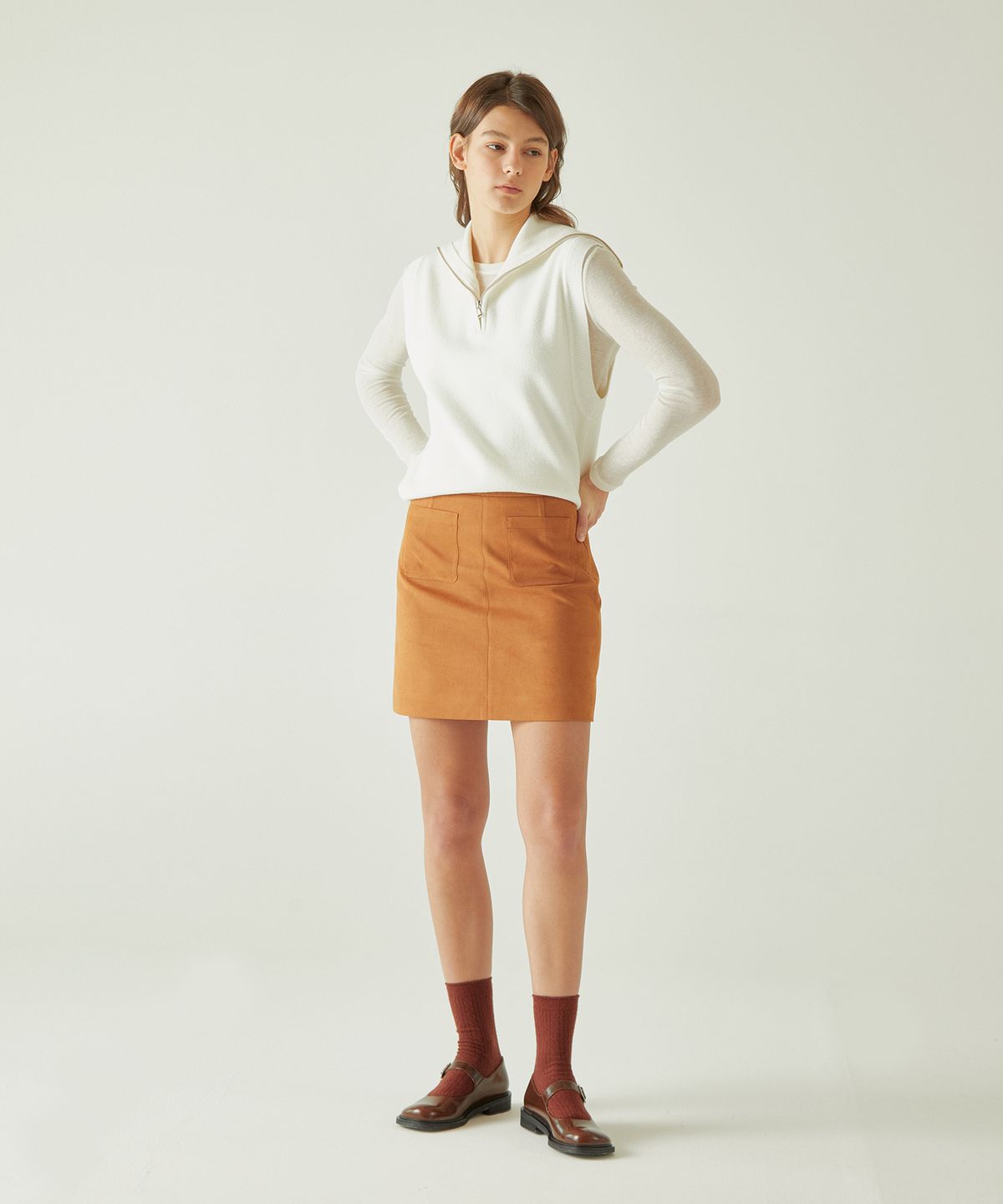핀블랙(PINBLACK) SUEDE MINI SKIRT CAMEL