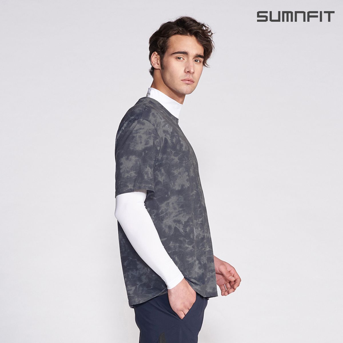 썸앤핏(SUMNFIT) 타이다이 루즈핏 티셔츠 차콜