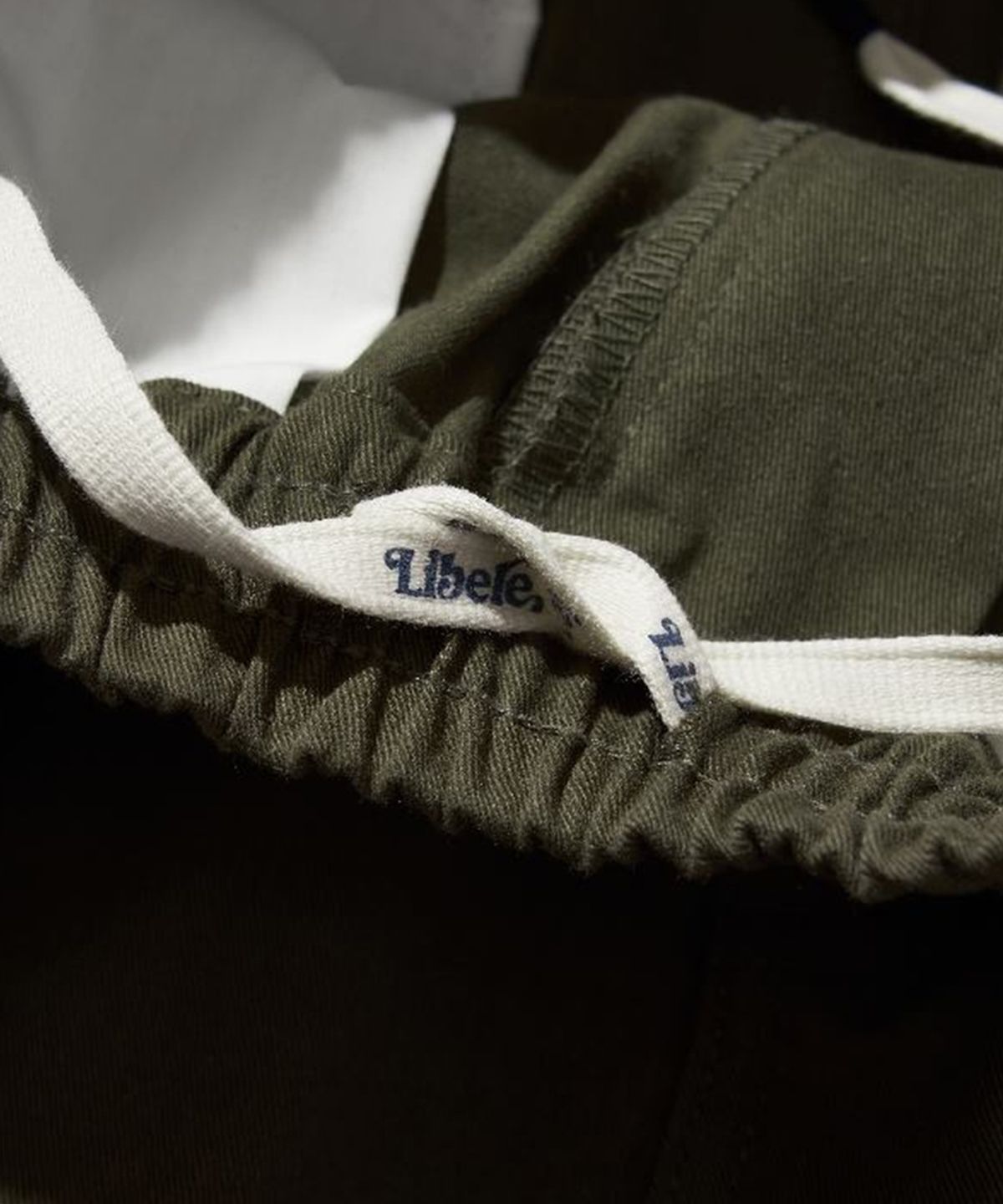 리베레(LIBERE) WIDE EASY PANTS / OLIVE