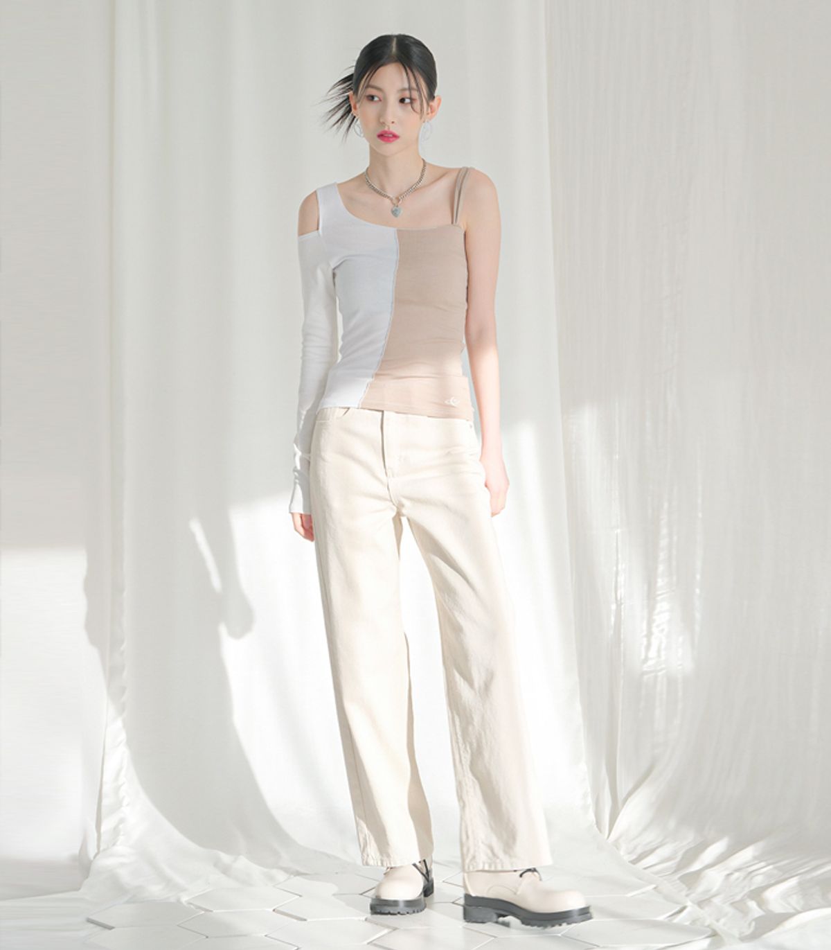 어반드레스(AVANDRESS) STRAIGHT WIDE DENIM PANTS COTTON BLACK