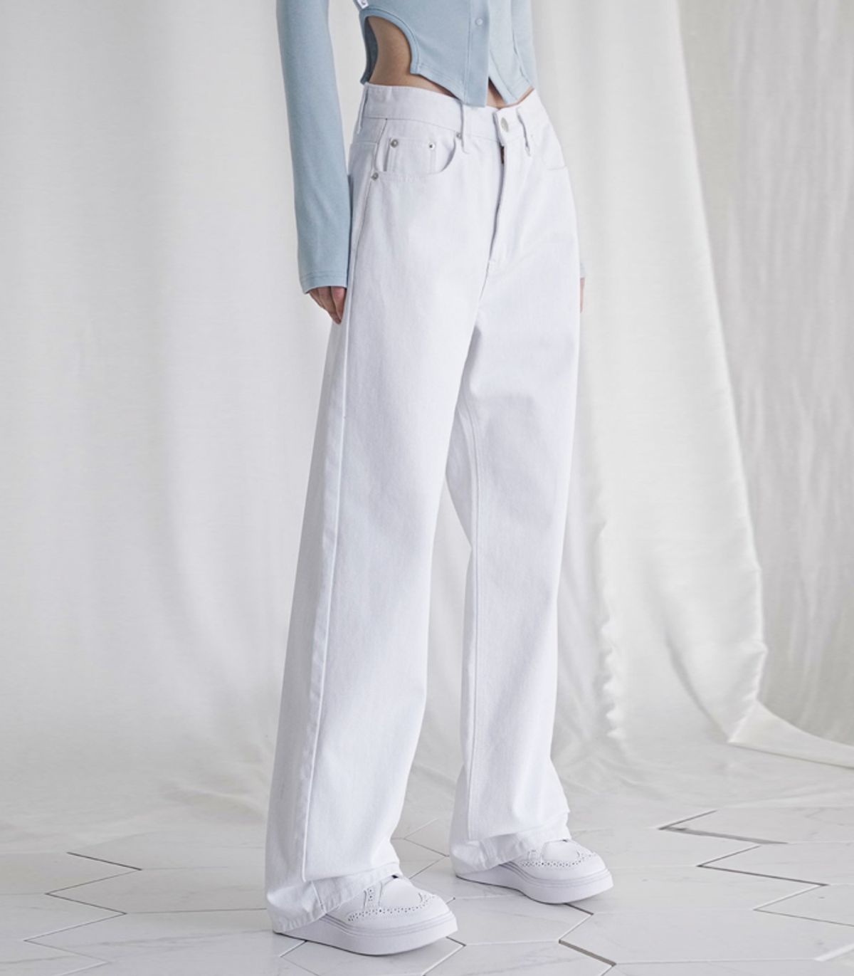 어반드레스(AVANDRESS) STRAIGHT WIDE DENIM PANTS WHITE