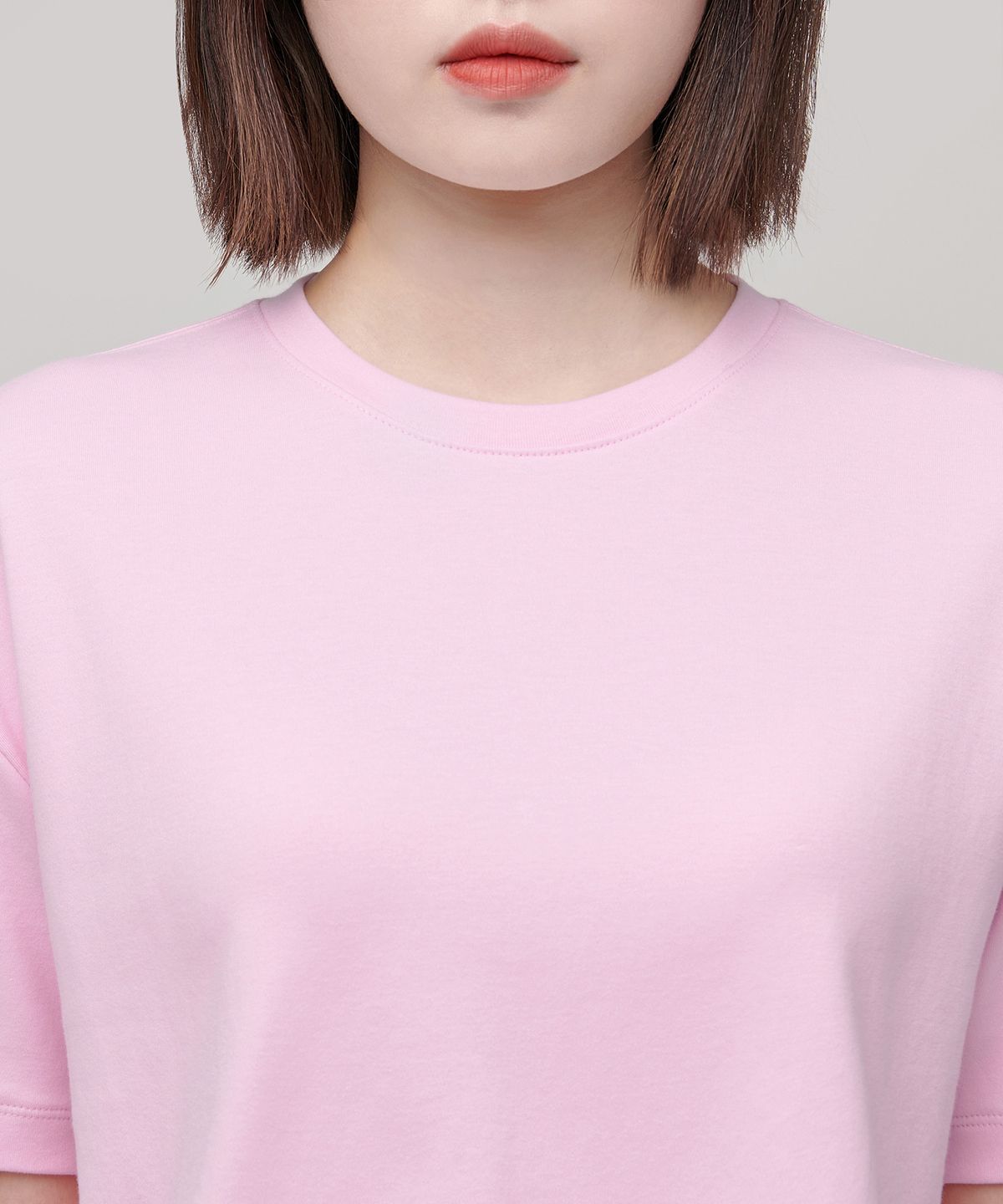 무신사 스탠다드 우먼(MUSINSA STANDARD WOMAN) 우먼즈 릴렉스 핏 크루 넥 크롭 티셔츠 [핑크]