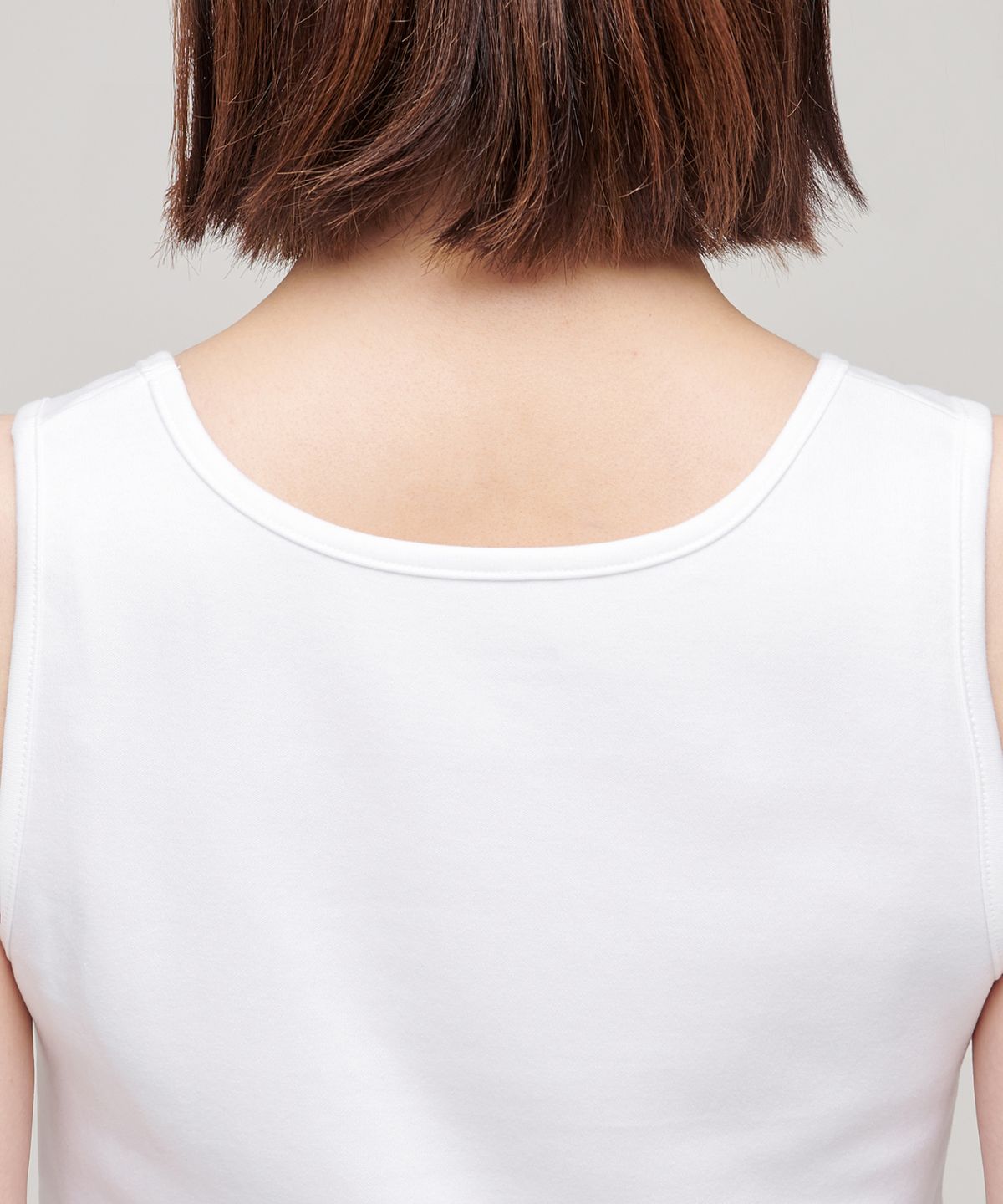 무신사 스탠다드 우먼(MUSINSA STANDARD WOMAN) 우먼즈 크롭 탱크 탑 [화이트]