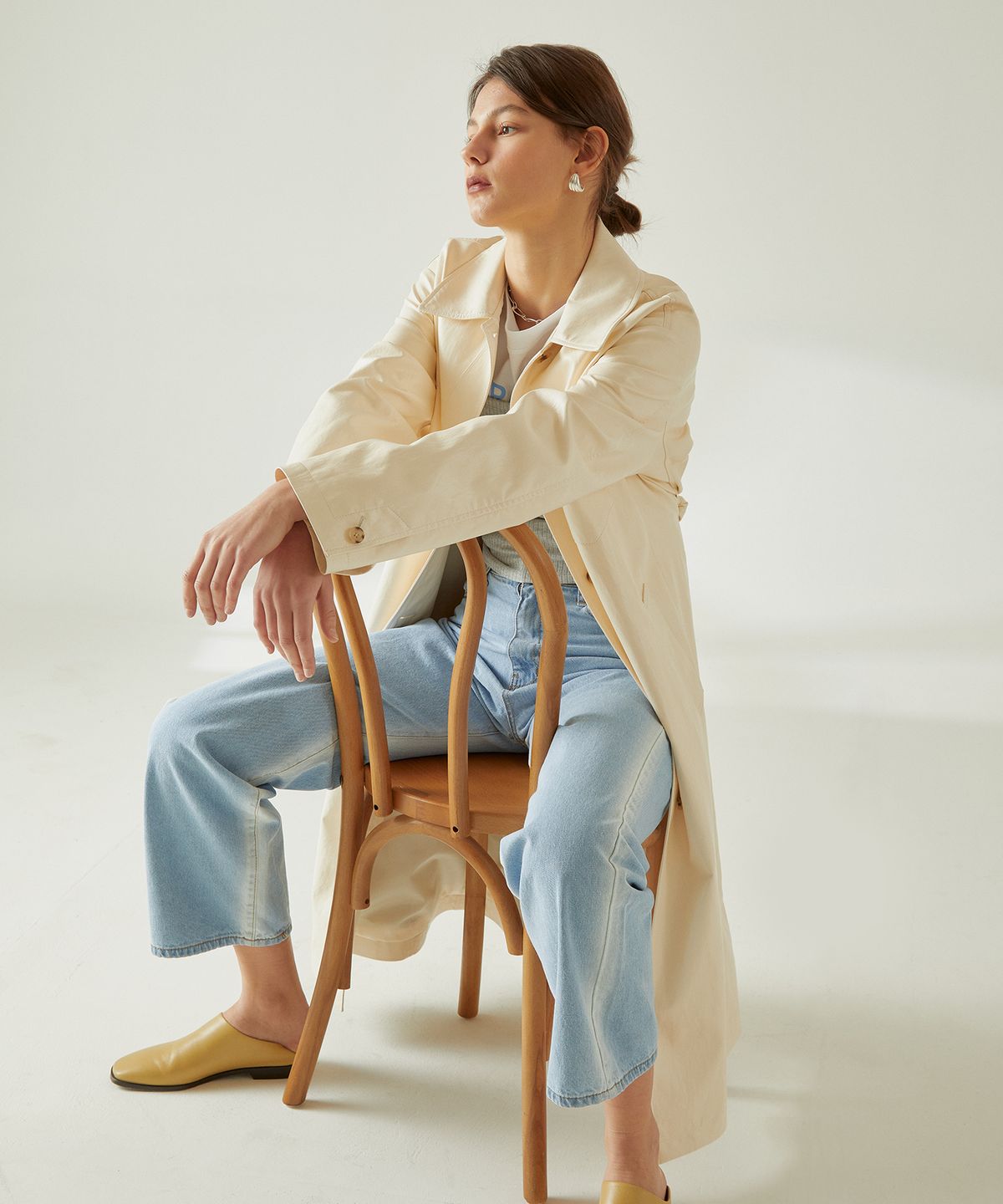 핀블랙(PINBLACK) LEATHER SINGLE COAT IVORY