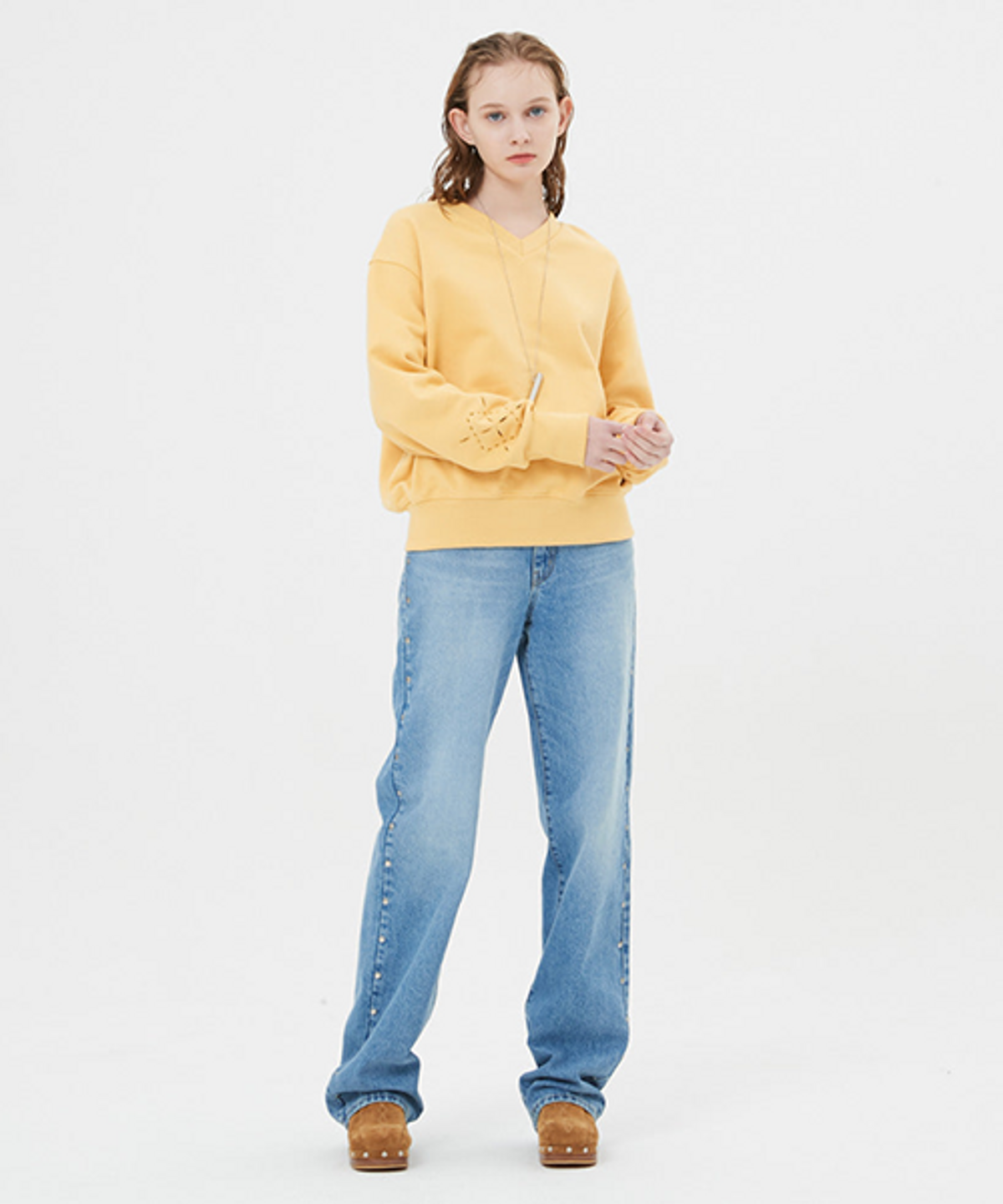 문선 아카이브(MOONSUN ARCHIVE) ESSENTIAL_UNISEX Argyle Hole V Neck Sweatshirt [Mango]