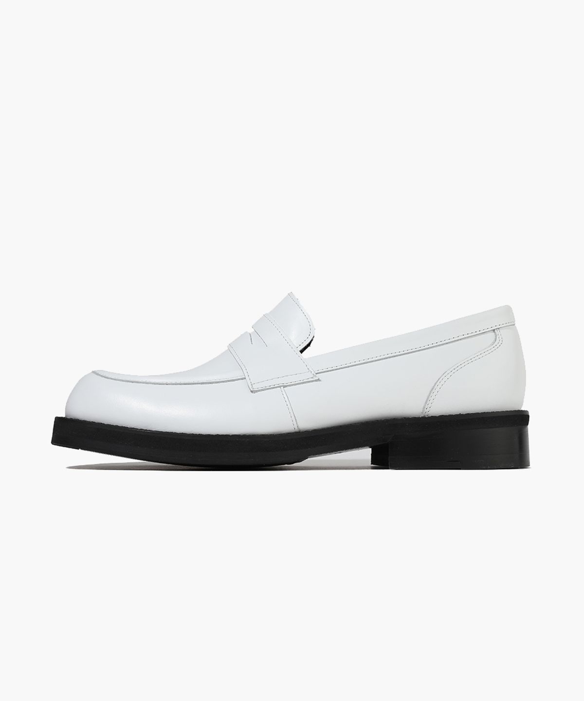 피렌체 아뜨리에(FIRENZE ATELIER) 볼륨 스퀘어라인 심플 유팁 페니로퍼 8500 [CREAM WHITE]