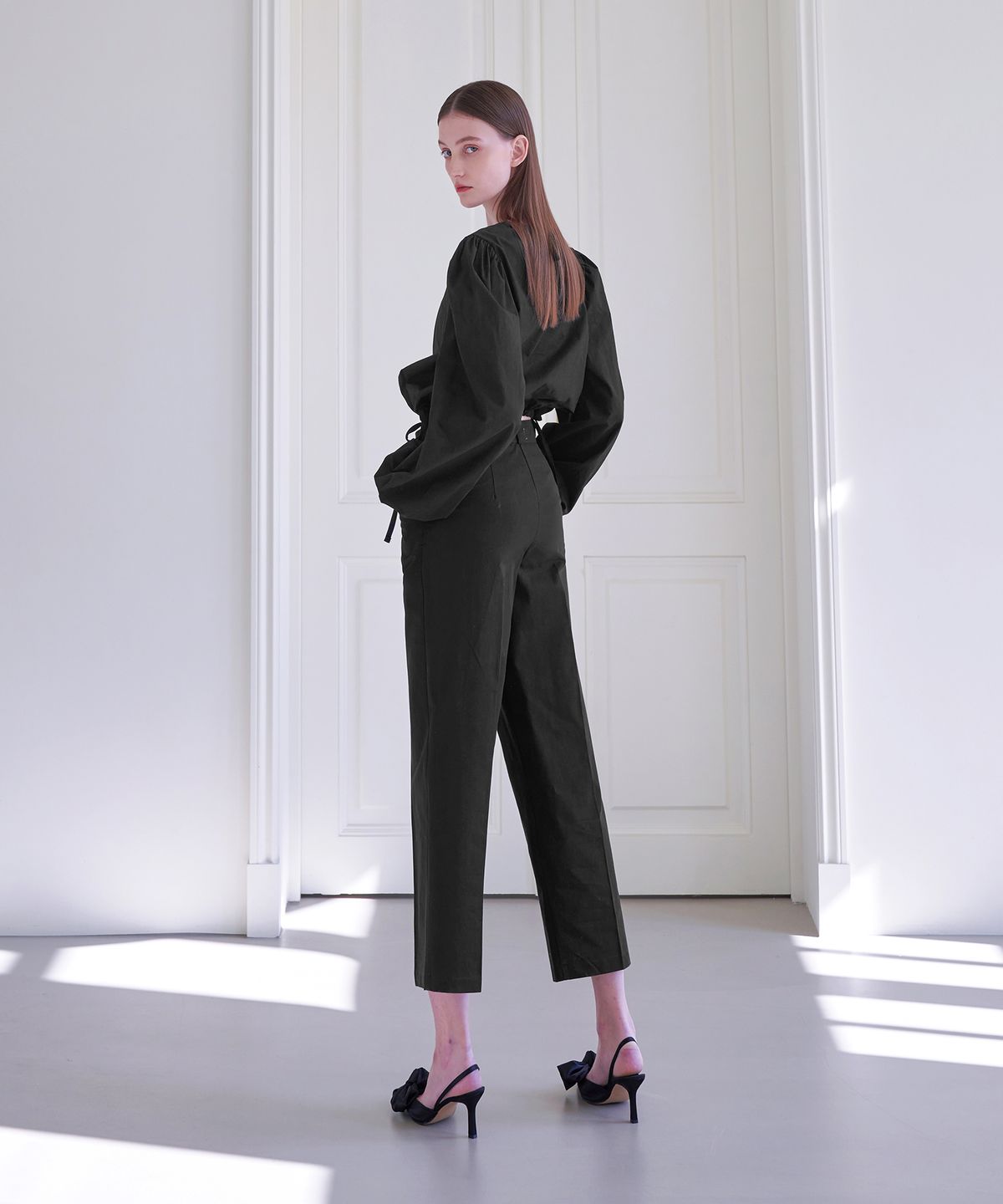 판도라핏(PANDORAFIT) [STRAGHT] Edge Slacks Black