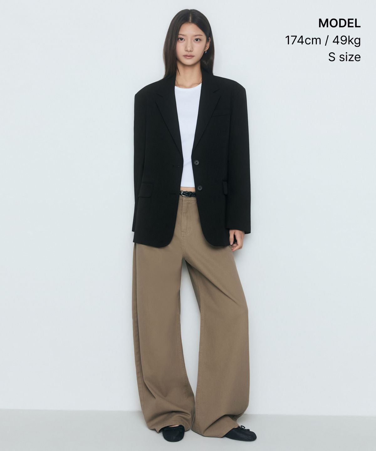 무신사 스탠다드 우먼(MUSINSA STANDARD WOMAN) 우먼즈 오버 숄더 오버사이즈 블레이저 [블랙]