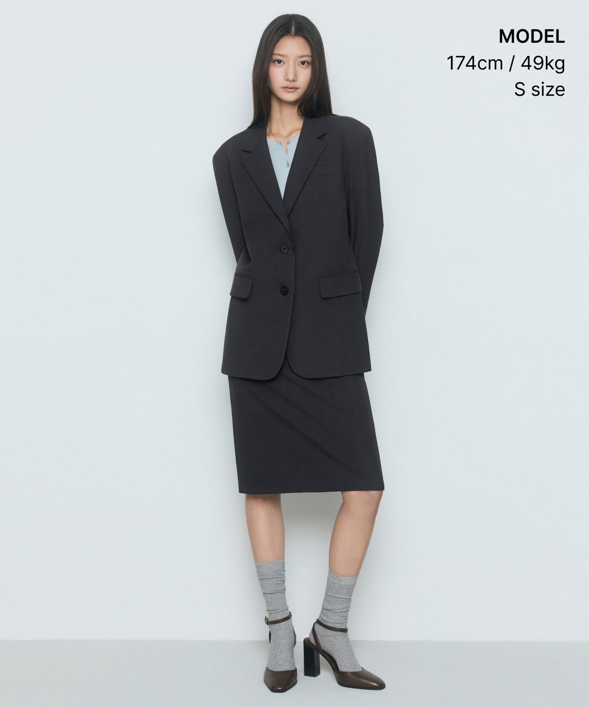 무신사 스탠다드 우먼(MUSINSA STANDARD WOMAN) 우먼즈 오버 숄더 오버사이즈 블레이저 [그레이]