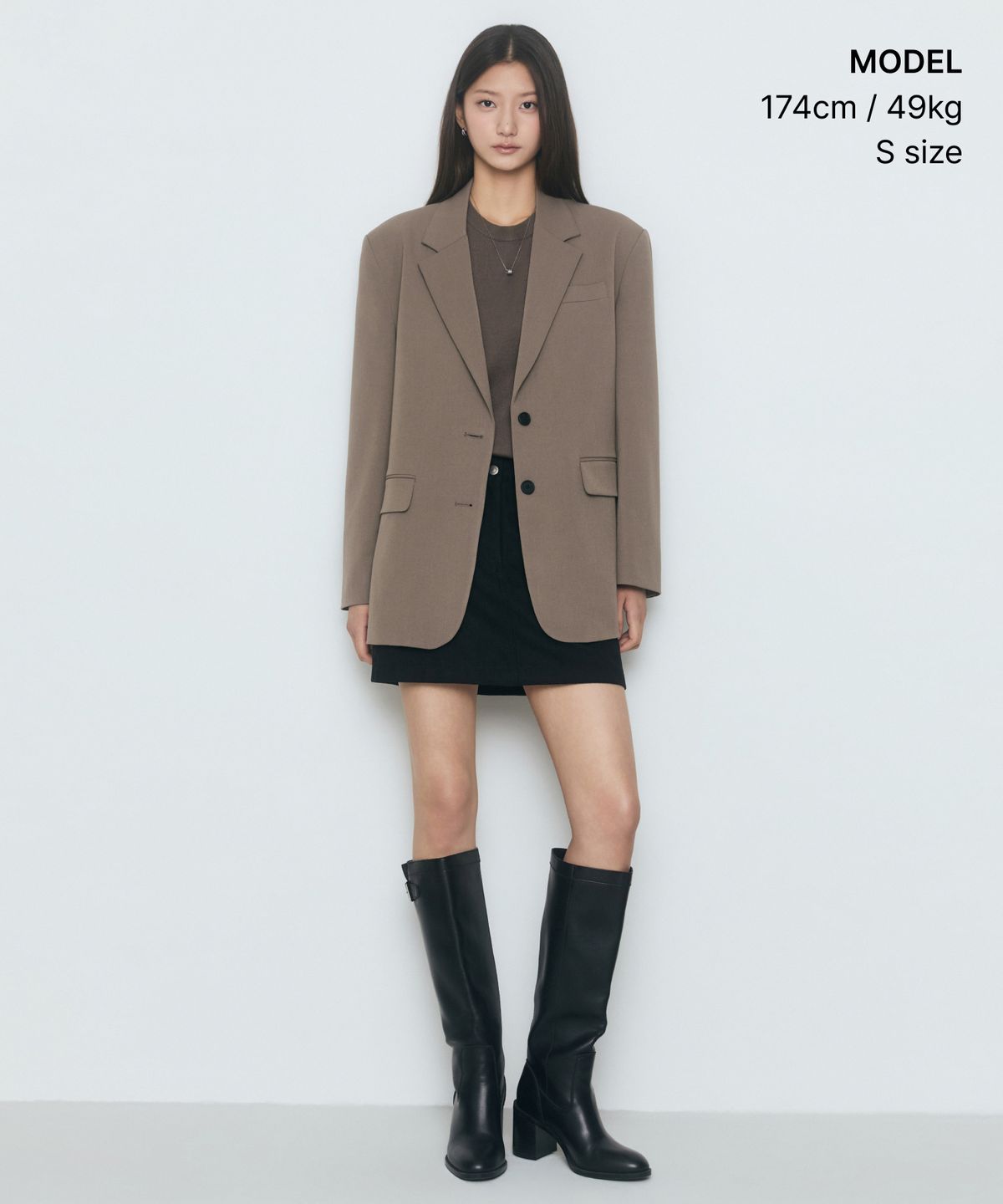 무신사 스탠다드 우먼(MUSINSA STANDARD WOMAN) 우먼즈 오버 숄더 오버사이즈 블레이저 [더스티 베이지]