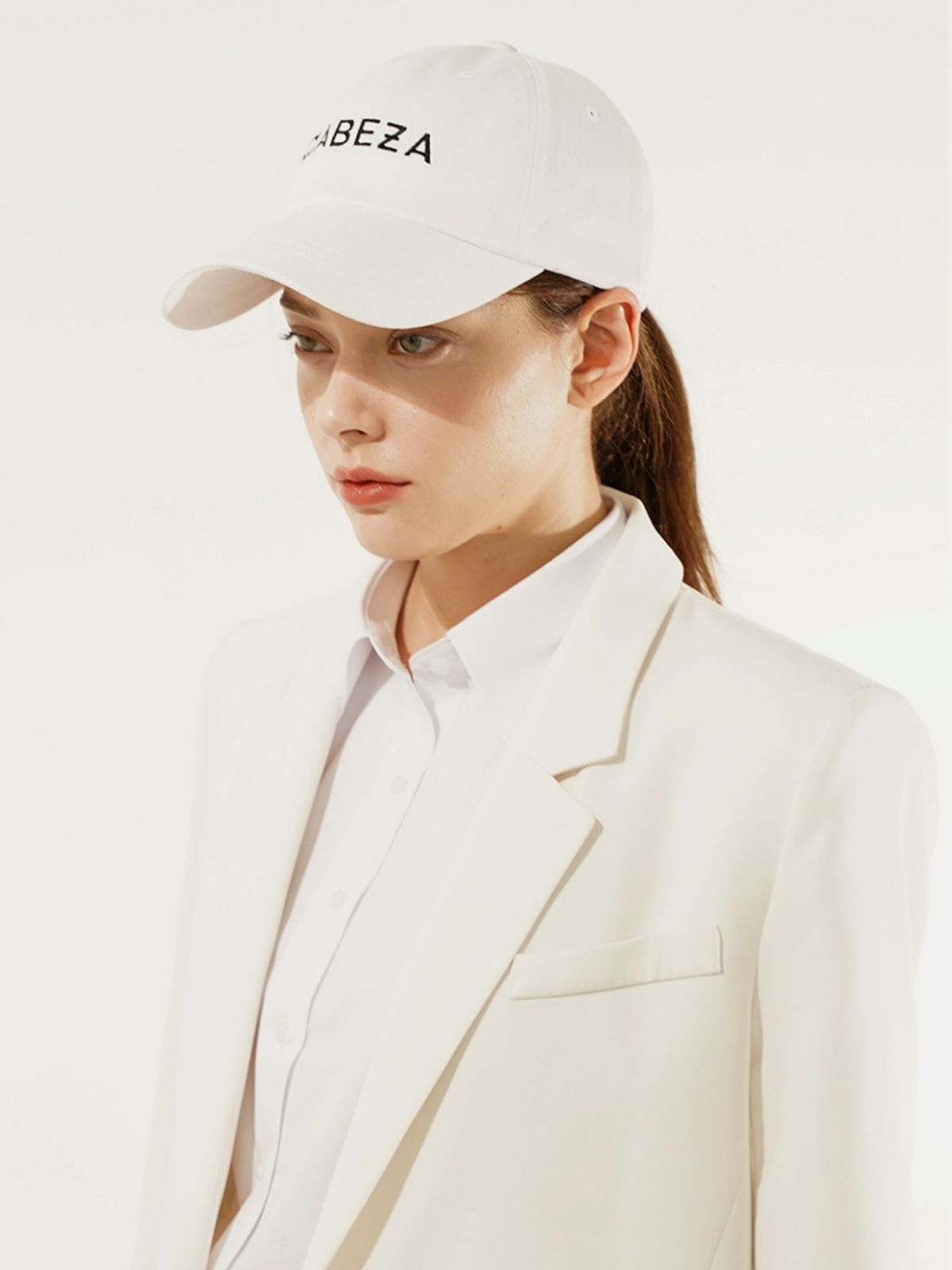 카베자(CABEZA) 베이직 볼캡 화이트