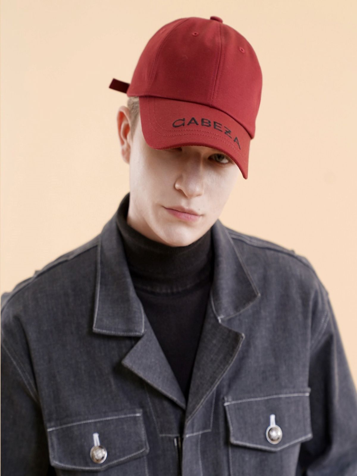 카베자(CABEZA) 챙 로고 볼캡 버건디