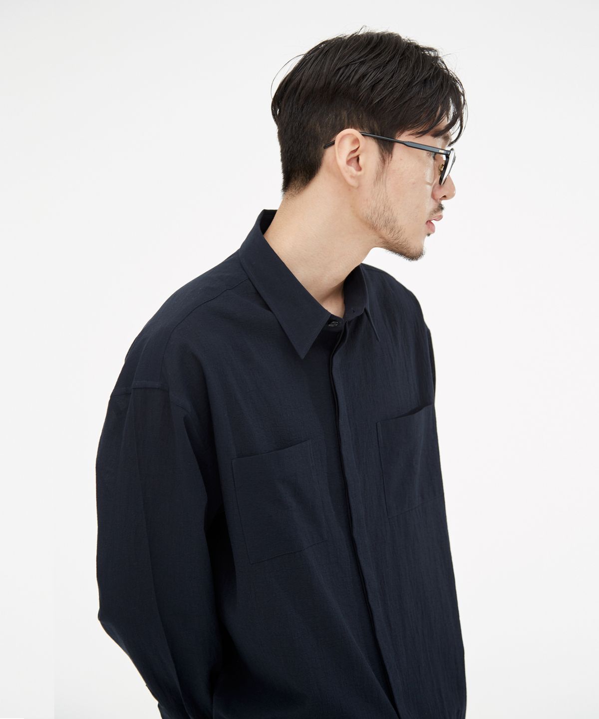 기프트오리지널(GIFTORIGINAL) (UNISEX) 소프트 히든 버튼 셔츠 네이비