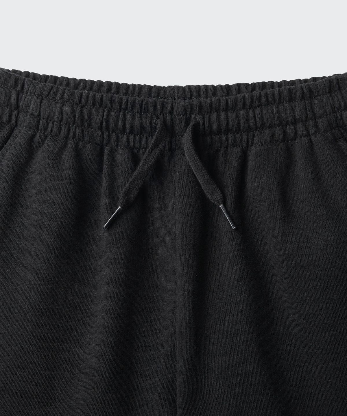 무신사 스탠다드 키즈(MUSINSA STANDARD KIDS) 베이식 스웨트 쇼츠 [블랙]