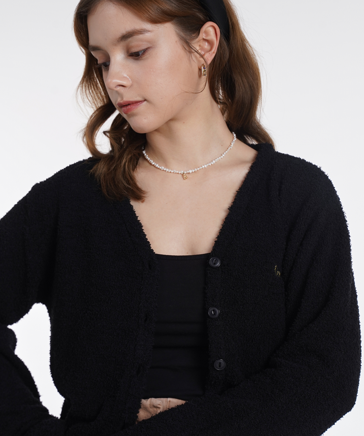 벌스원(VERSE ONE) EMBROIDERED LOGO CARDIGAN BLACK(NEW)