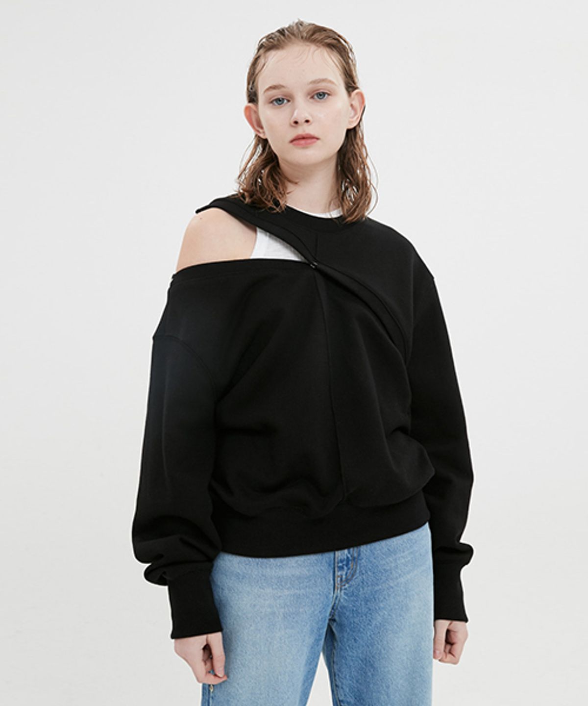 문선 아카이브(MOONSUN ARCHIVE) UNISEX Cutting Detachable Sweatshirt [Black]