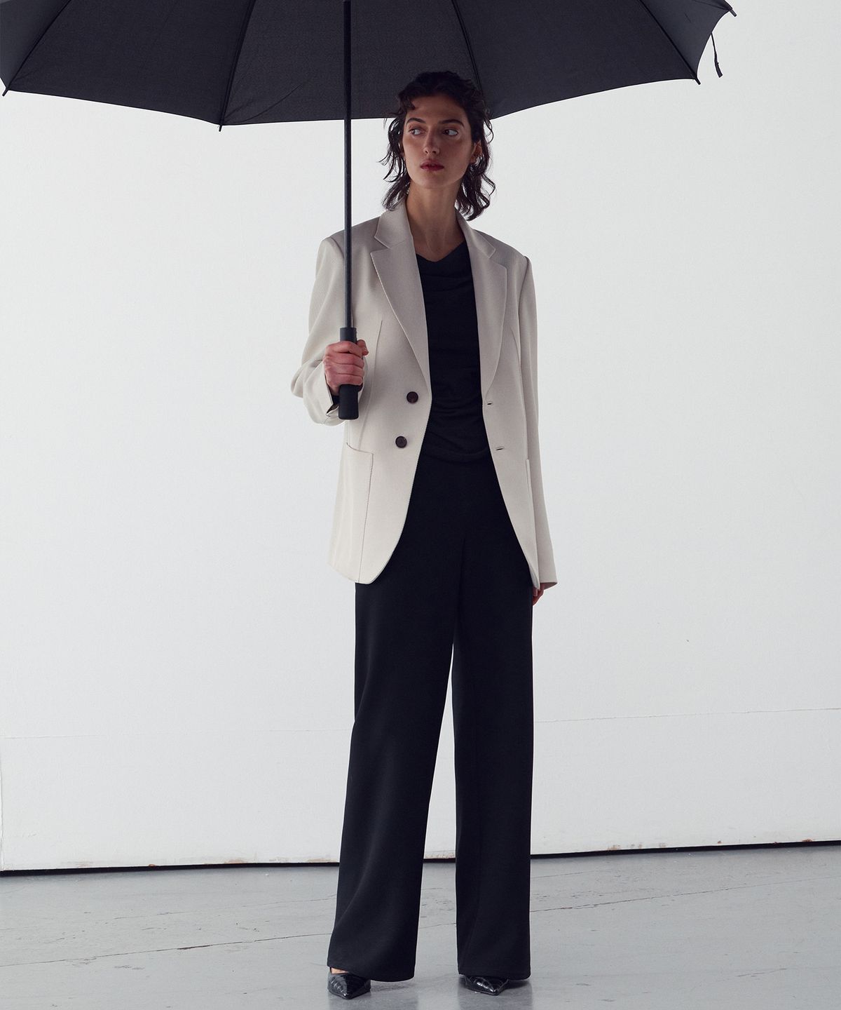 리이(RE RHEE) ELASTICATED WAIST STRAIGHT LEG TROUSERS 2COLOR