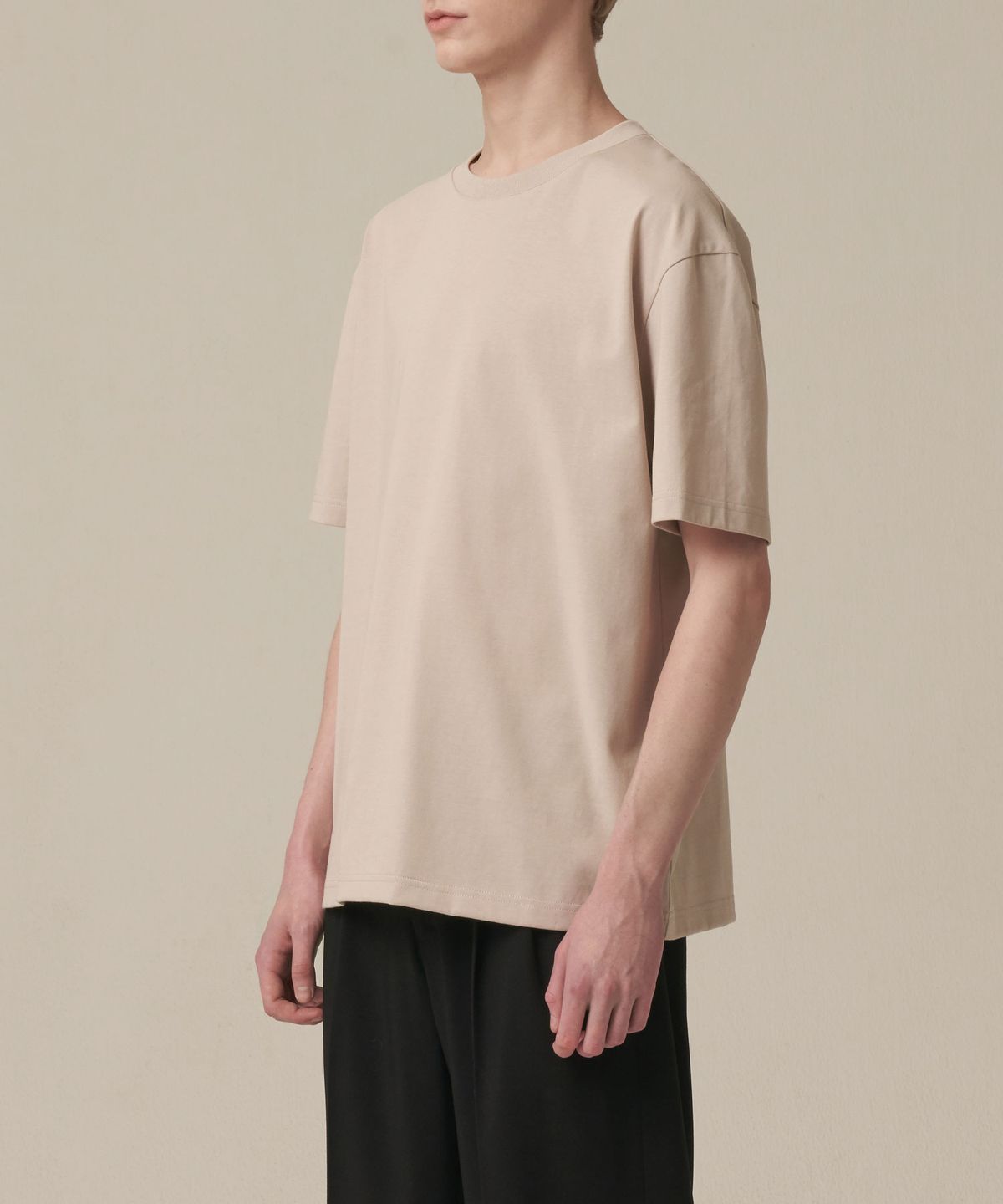 더블유엠씨(WMC) 수피마 에센셜 티셔츠_BEIGE