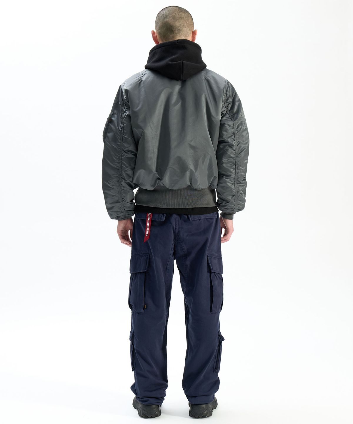 알파 인더스트리(ALPHA INDUSTRIES) MA-1 플라이트 자켓 건메탈