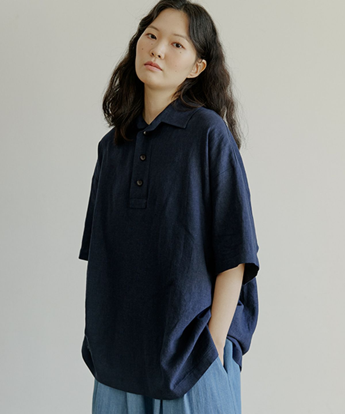 말렌(MALEN) 유니섹스 반팔 헨리넥 셔츠 네이비