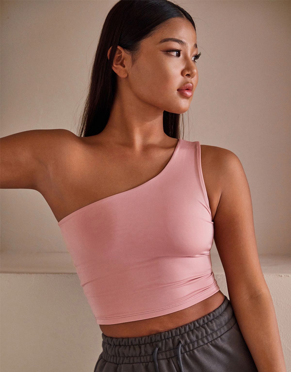 탑걸(TOPGIRL) DOUBLE SKIN ONE SHOULDER TOP_T216TP103