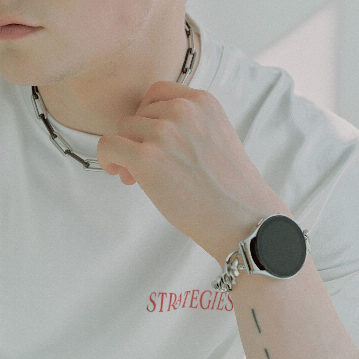 실버태그(SILVERTAG) GST-M1406DC 갤럭시 워치 4 5 6 7  유광 메탈 체인 스트랩 20 mm 호환