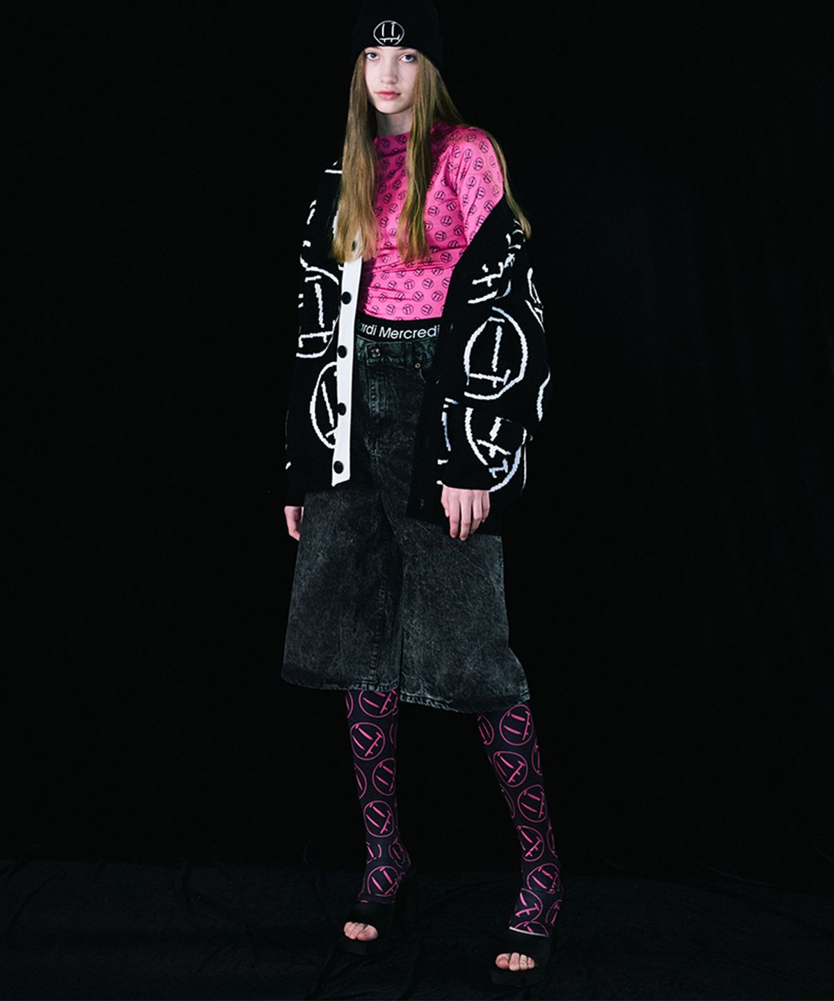 잇터(ITER) FACE SPREAD SKIN LONGSLEEVE_PINK