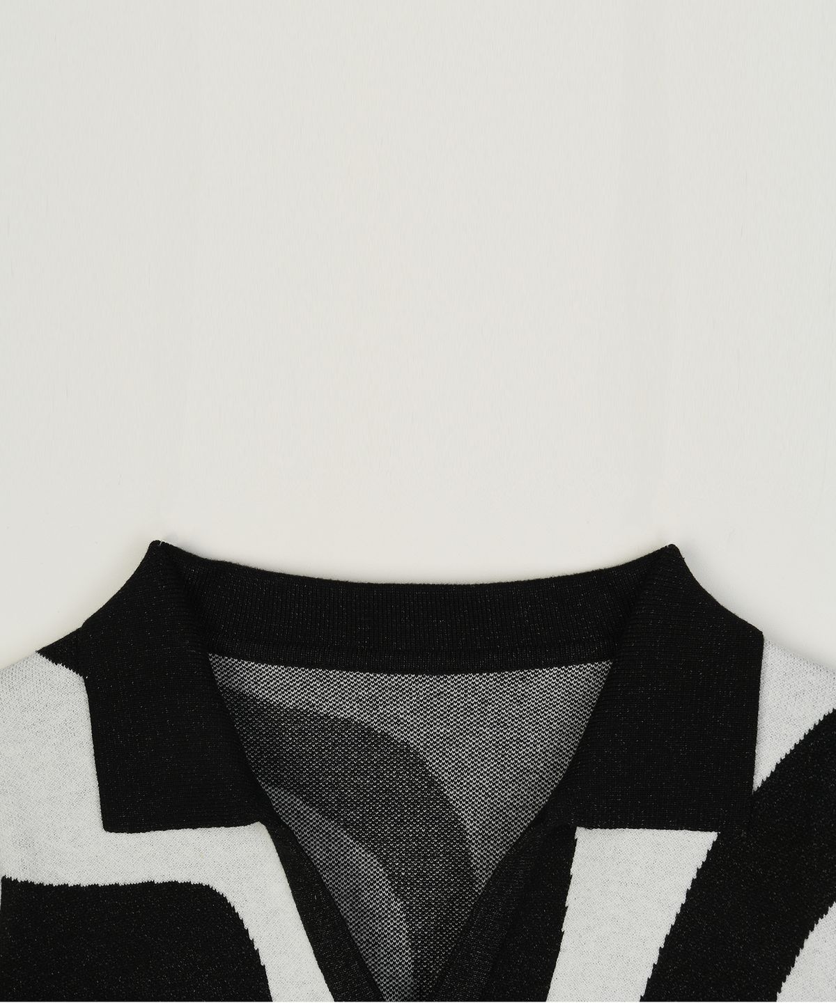 하이스쿨디스코(HIGH SCHOOL DISCO) Wave knitwear one-piece_Oreo