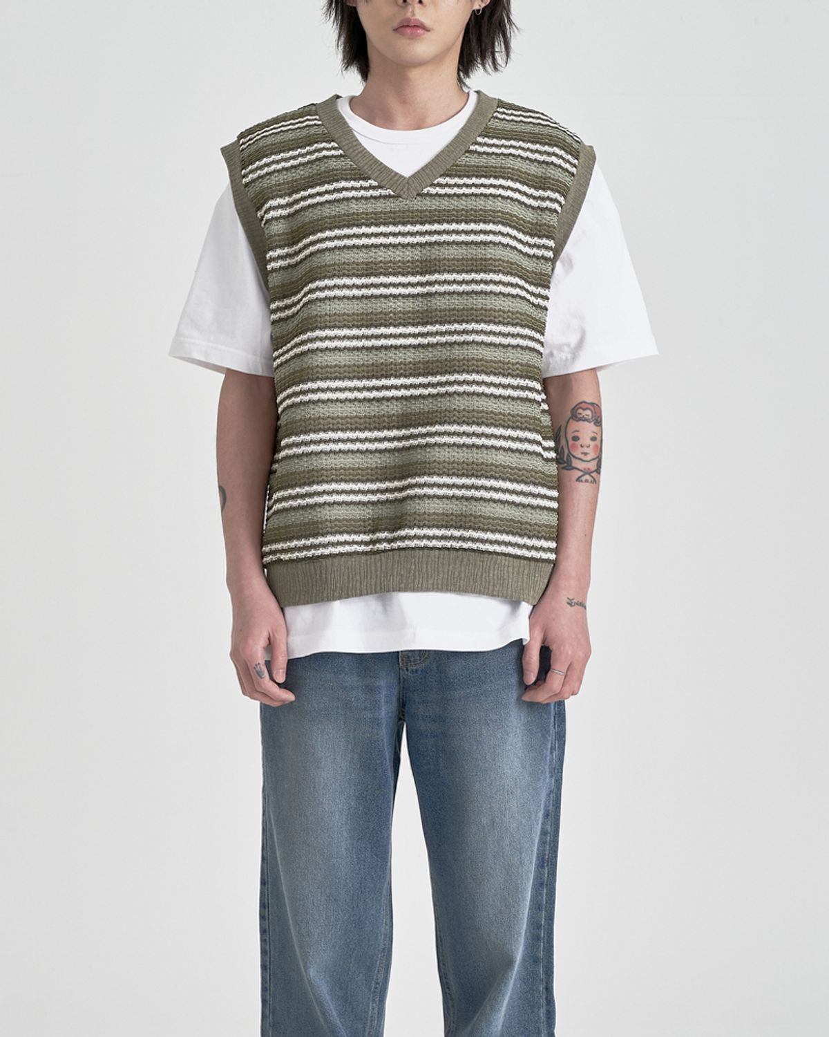 이넥시스(INEXCIS) Ethnic Knit Vest (Olive Green)