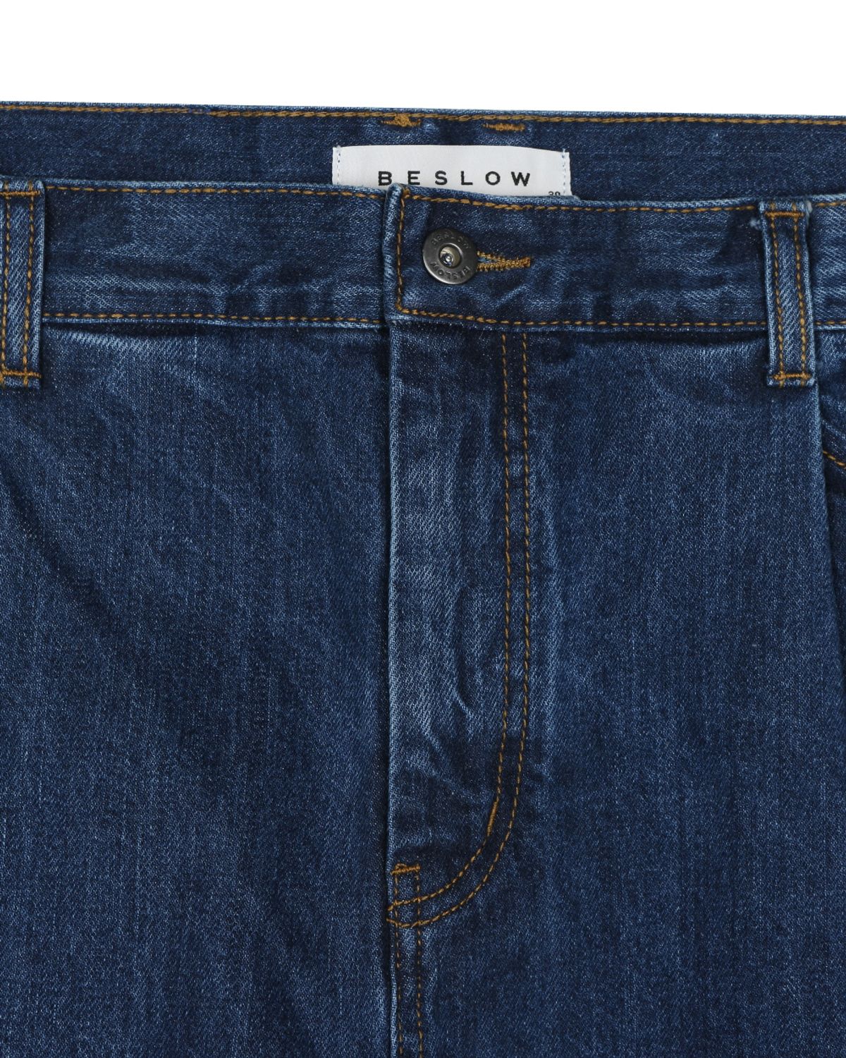 비슬로우(BESLOW) CONE MILL DEEP ONE TUCK SHORTS MEDIUM WASHED