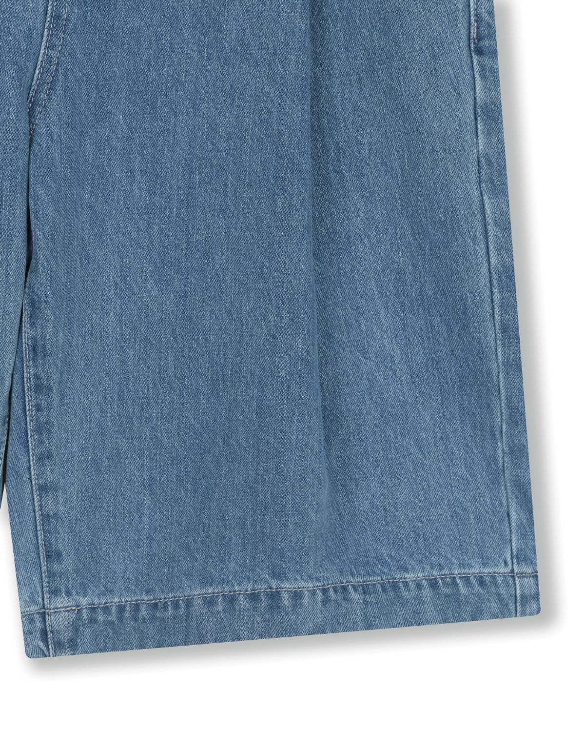 비슬로우(BESLOW) CONE MILL DEEP ONE TUCK SHORTS LIGHT WASHED