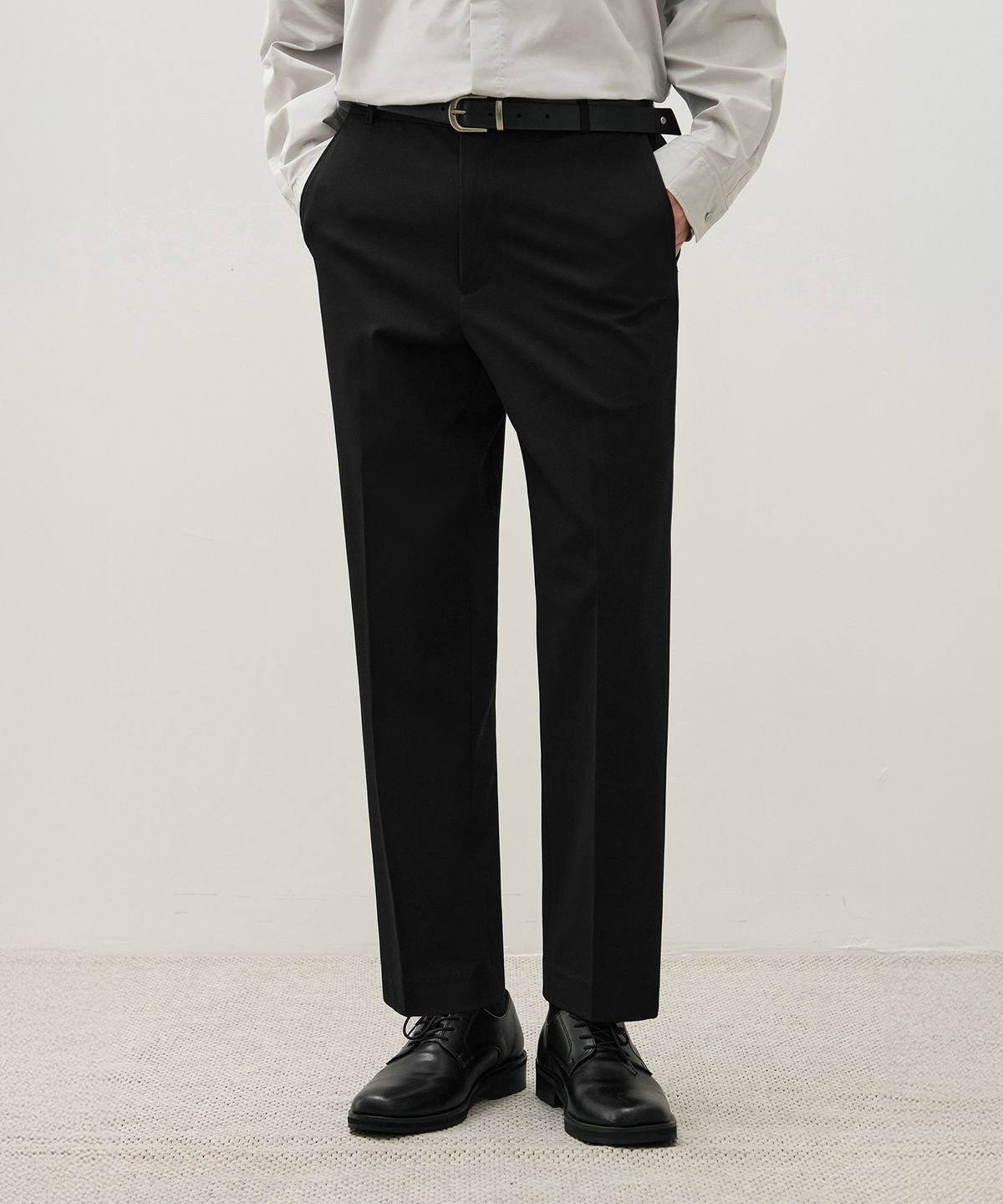 드로우핏(DRAW FIT) 밴딩 테이퍼드 슬랙스 [BLACK]