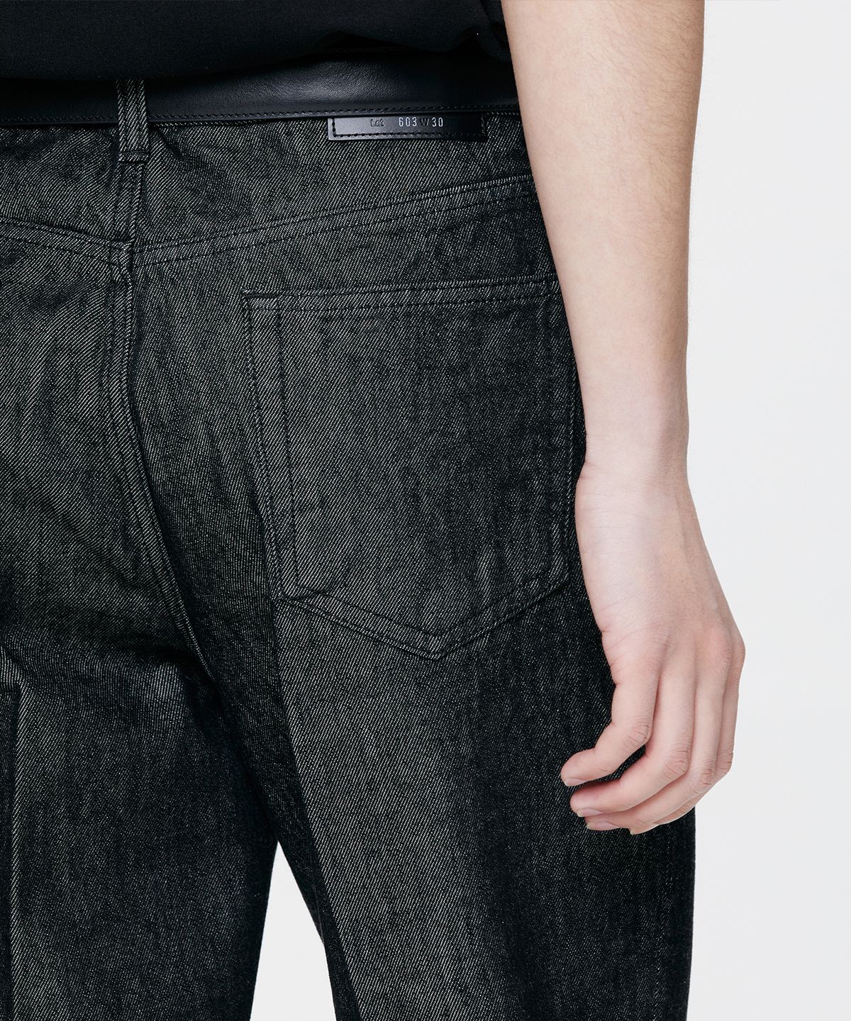 브랜디드(BRANDED) 603 HARD TWIST DENIM BLACK 1WASH JEANS [RELAX STRAIGHT]
