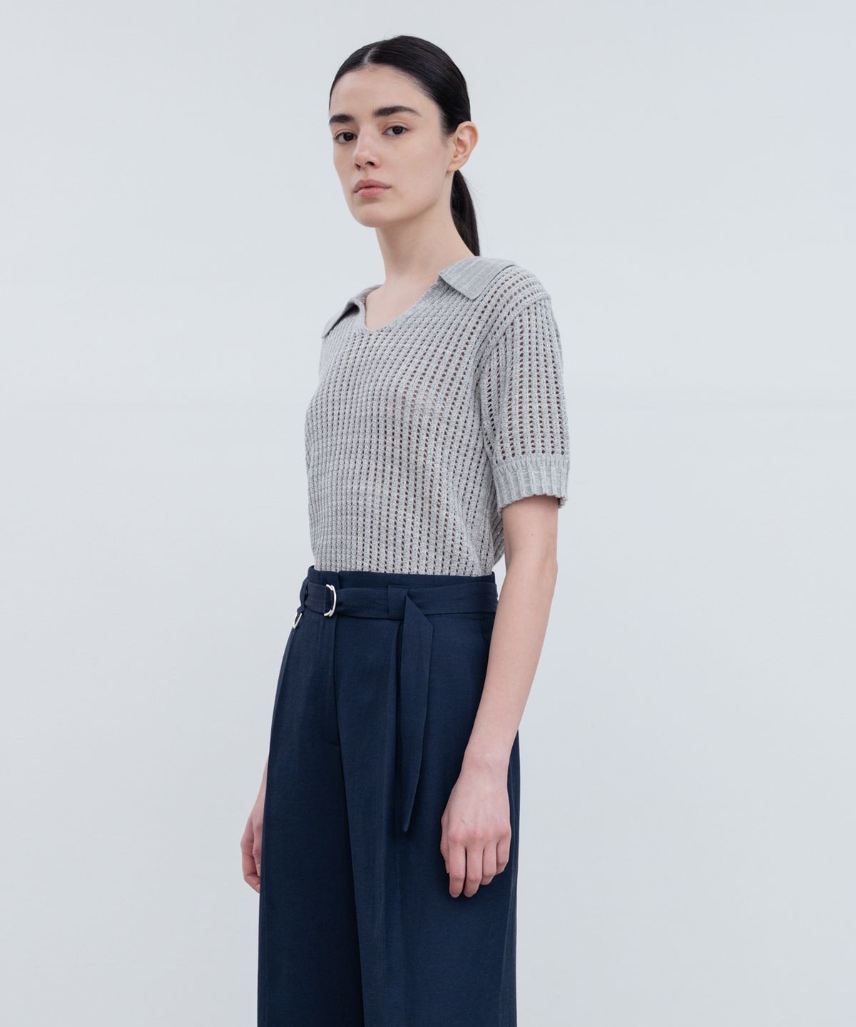 리이(RE RHEE) KNITTED SHORT SLEEVES COLLARED TOP MS
