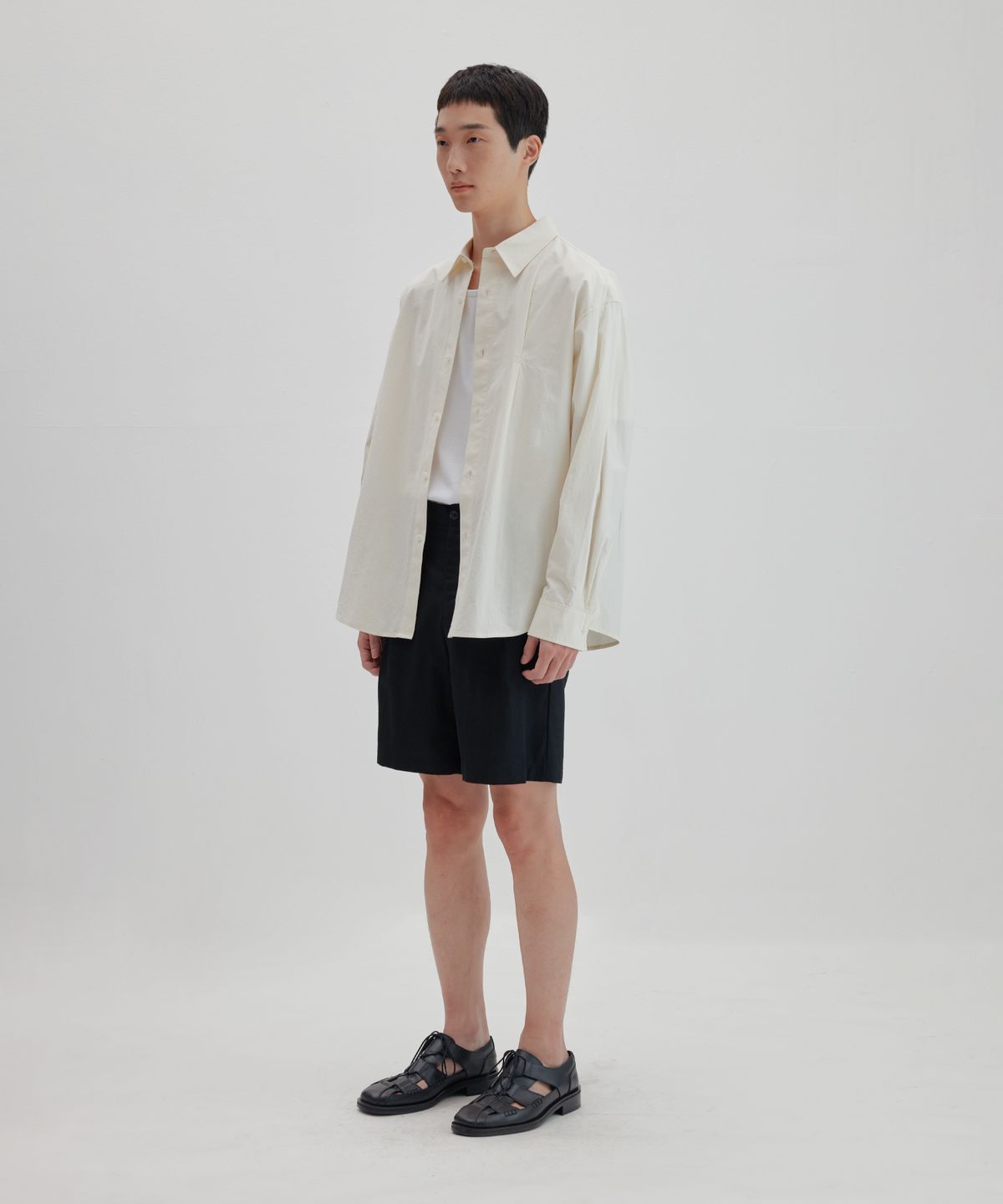 넌블랭크(NONBLANK) 와이드 핏 린넨 하프 팬츠_BLACK