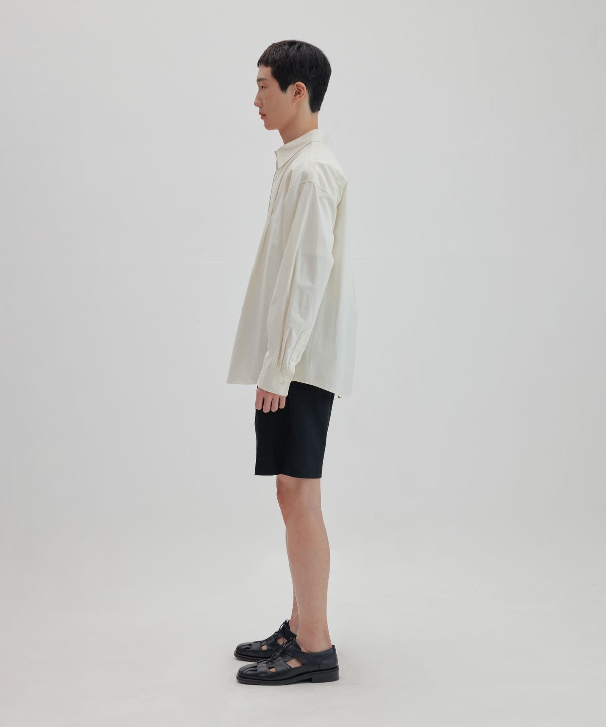 넌블랭크(NONBLANK) 와이드 핏 린넨 하프 팬츠_BLACK
