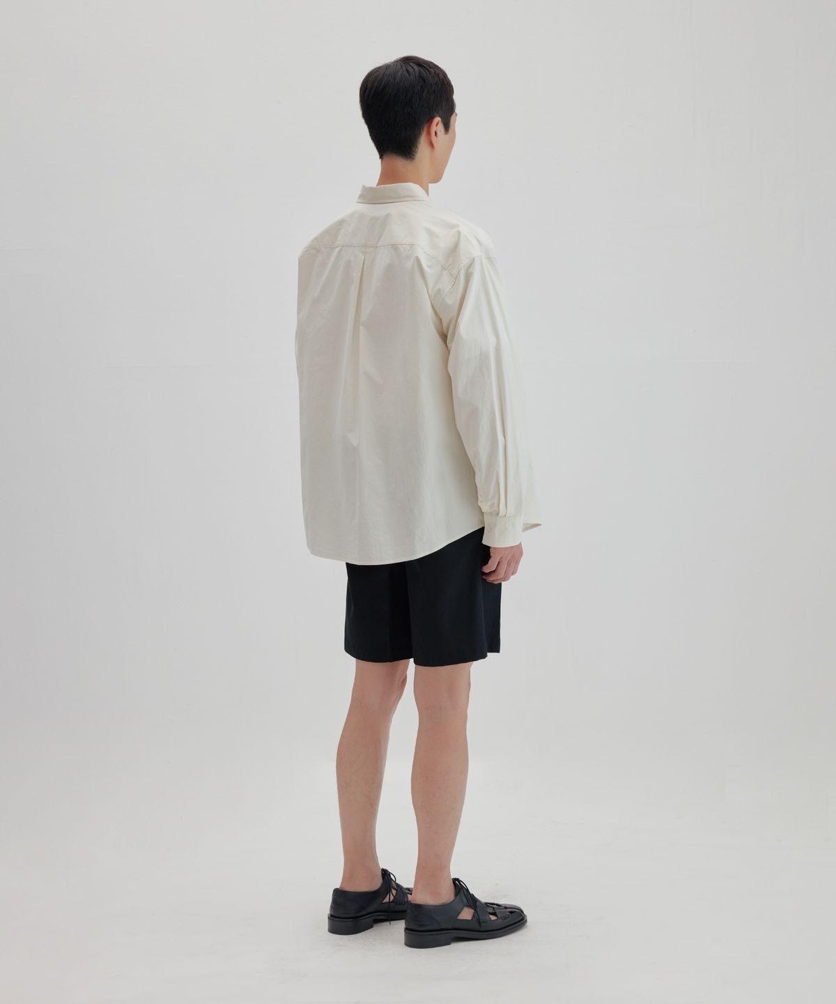넌블랭크(NONBLANK) 와이드 핏 린넨 하프 팬츠_BLACK