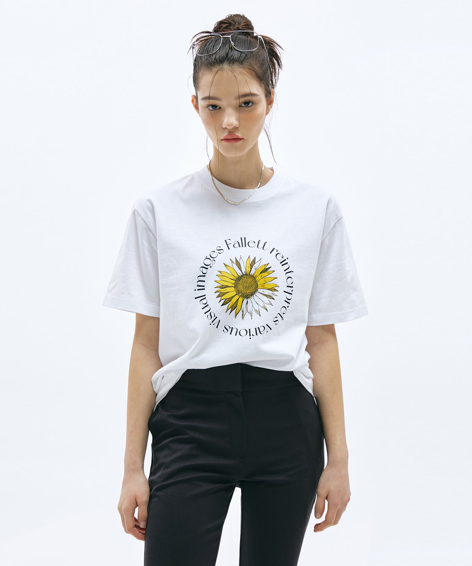 【FALLETT】Flower short sleeve t-shirt★送料・関税込 MUSINSA | FALLETT Flower short-sleeved t-shirt charcoal